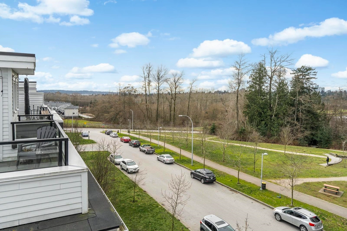Hallway Photo of 163 2280 163 Street, Surrey, BC