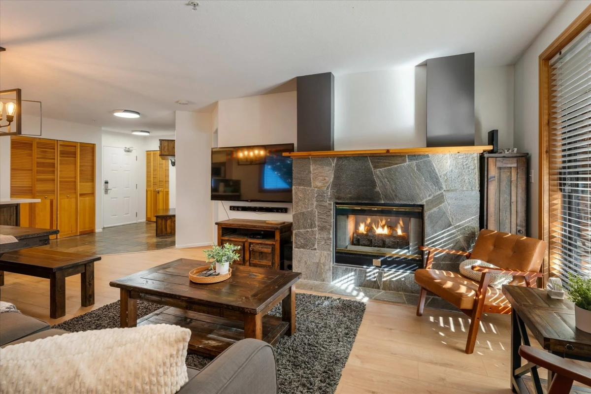 Dining Area Photo of 204 4821 Spearhead Drive, Whistler, BC