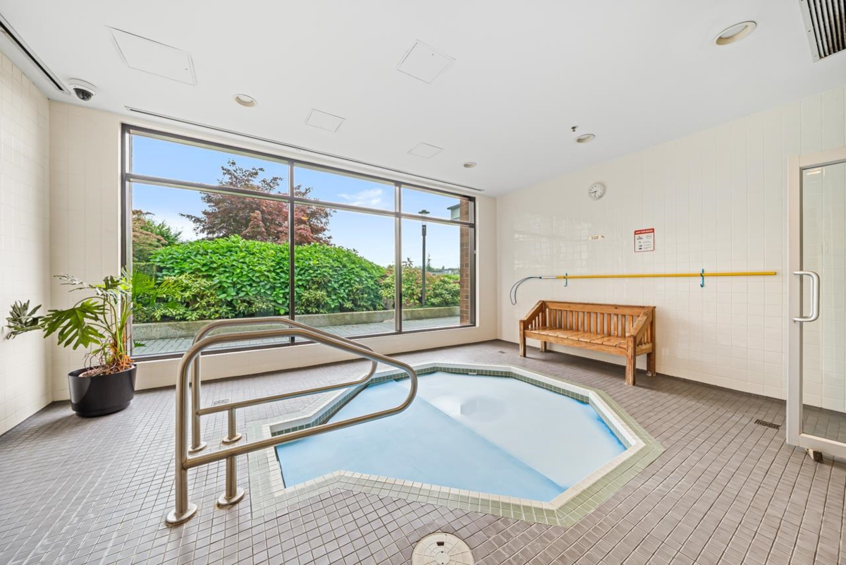 Laundry Room Photo of 1105 4178 Dawson Street, Burnaby, BC