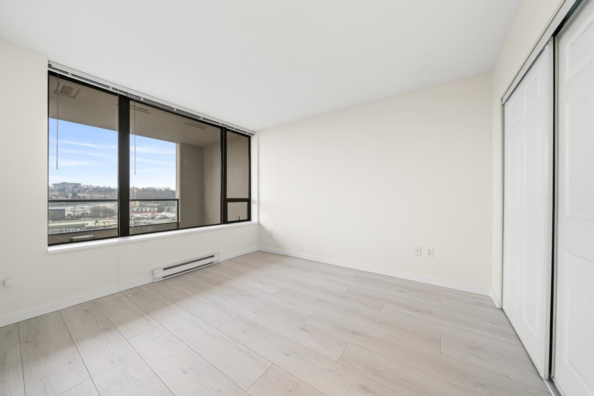 Walk-In Closet Photo of 1105 4178 Dawson Street, Burnaby, BC