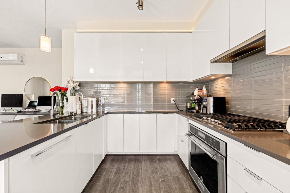 Office / Den Photo of 215 9388 Tomicki Avenue, Richmond, BC