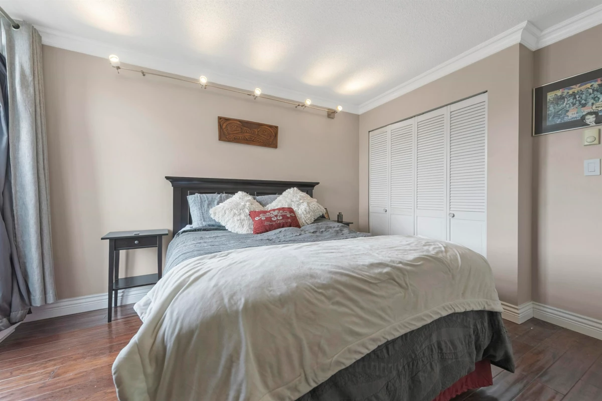 Powder Room Photo of 702 720 Carnarvon Street, New Westminster, BC