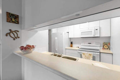 Kitchen Island Photo of 702 720 Carnarvon Street, New Westminster, BC