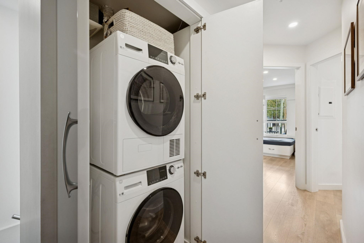 Garage Interior Photo of 1985 Dunbar Street, Vancouver, BC