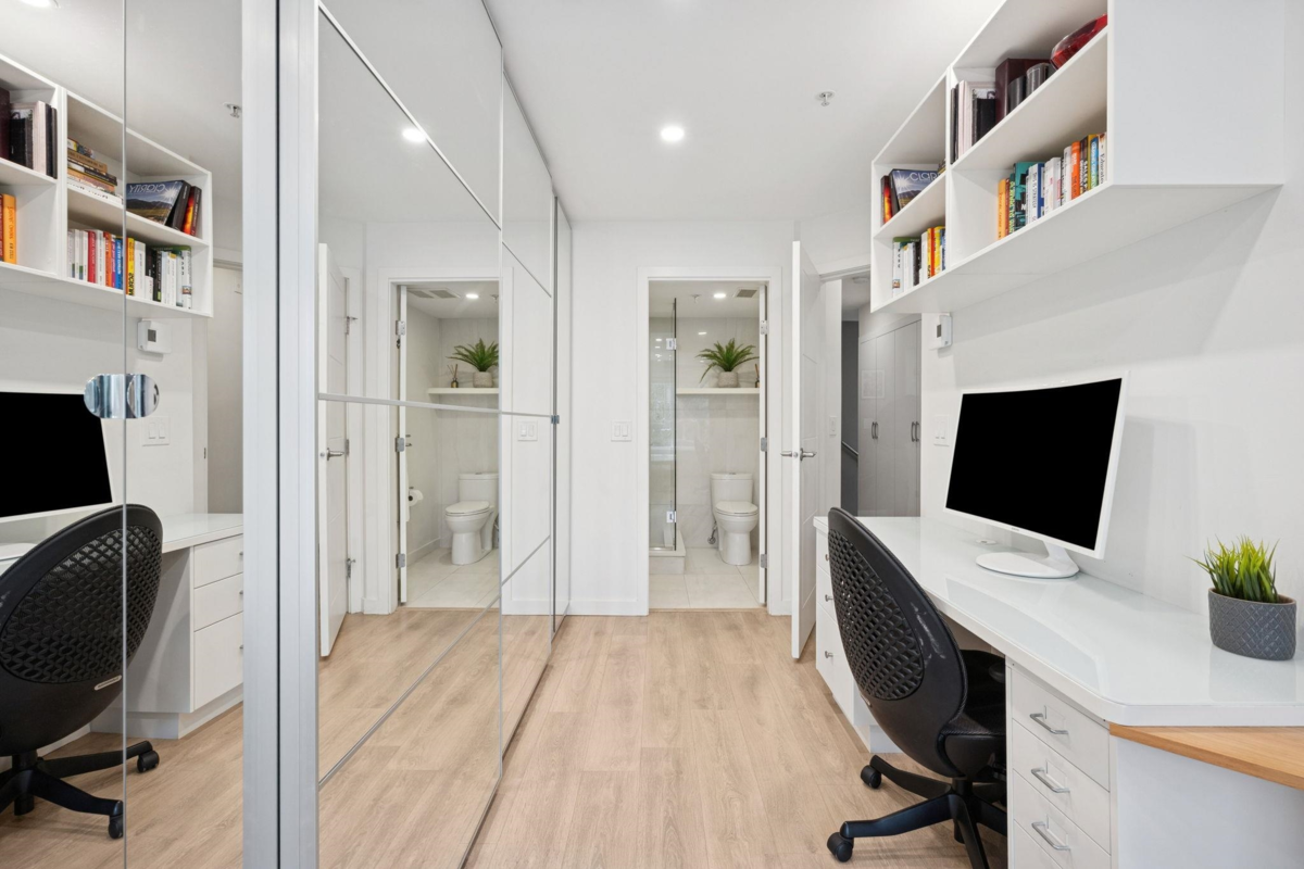 Office / Den Photo of 1985 Dunbar Street, Vancouver, BC