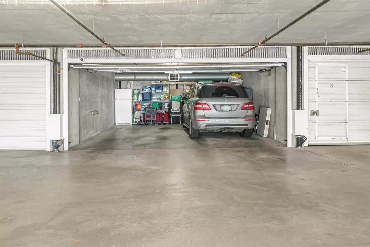 Street View Photo of 1001 3315 Cypress Place, West Vancouver, BC