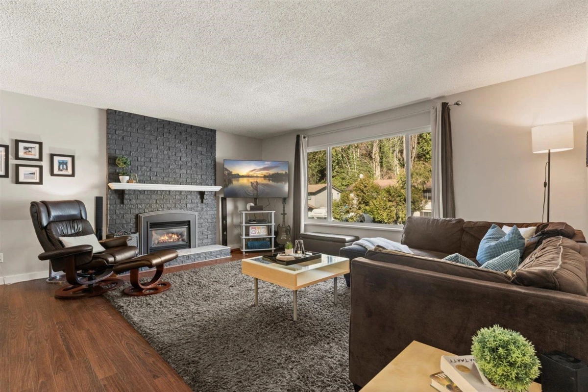 Living Room Photo of 2419 Cameron Crescent, Abbotsford, BC