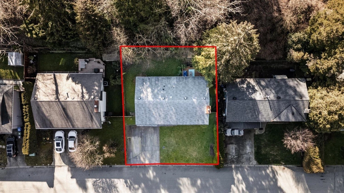 Neighborhood Park Photo Near 2419 Cameron Crescent, Abbotsford, BC