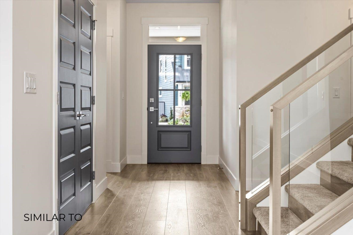 Dining Area Photo of 102 46211 Promontory Road, Chilliwack, BC