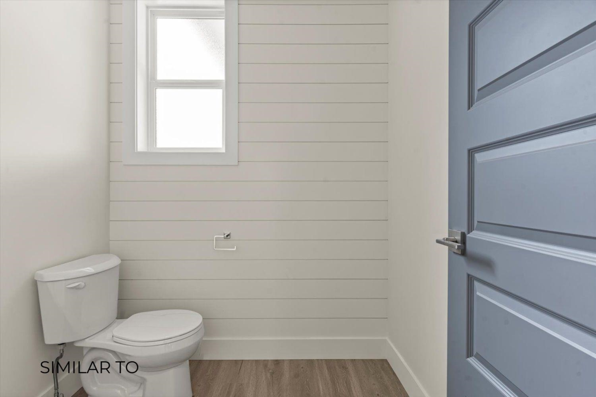 Guest Bathroom Photo of 102 46211 Promontory Road, Chilliwack, BC