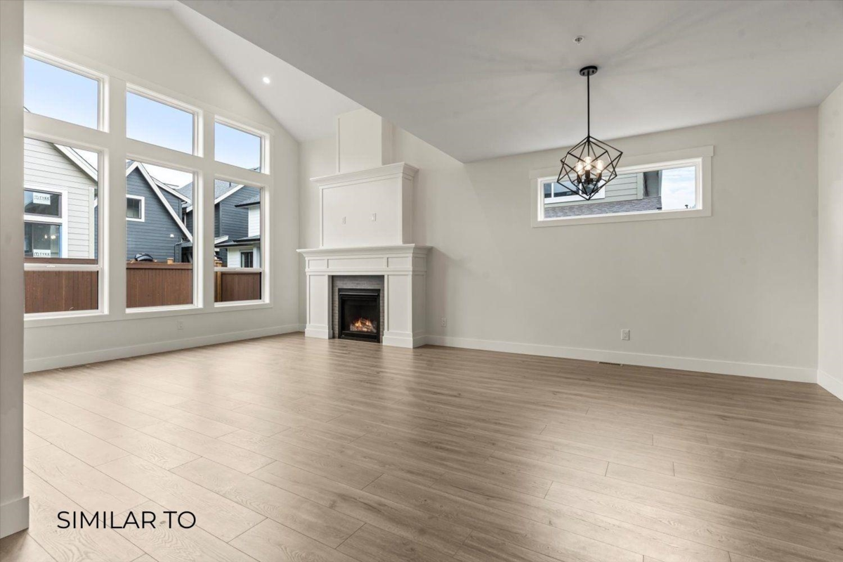 Primary Bedroom Photo of 102 46211 Promontory Road, Chilliwack, BC