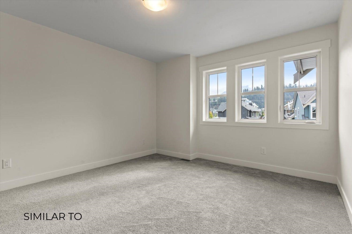 Swimming Pool Photo of 102 46211 Promontory Road, Chilliwack, BC