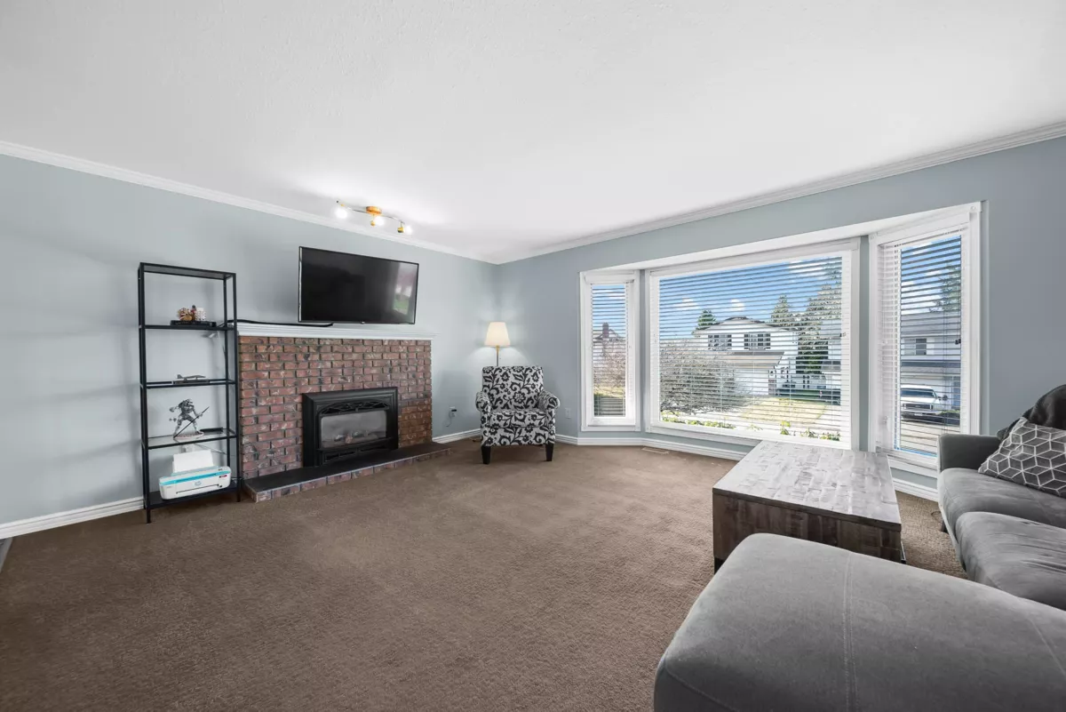 Dining Area Photo of 2914 Glenshiel Drive, Abbotsford, BC