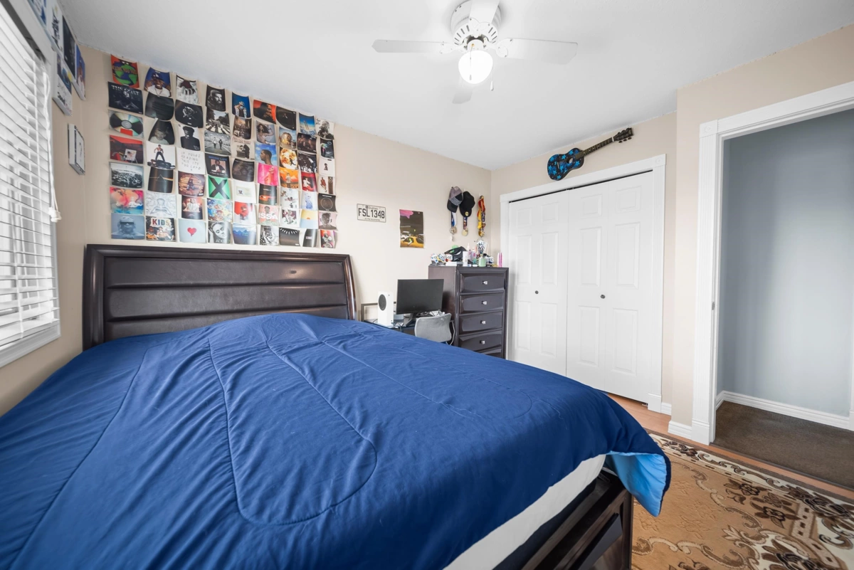 Guest Bathroom Photo of 2914 Glenshiel Drive, Abbotsford, BC