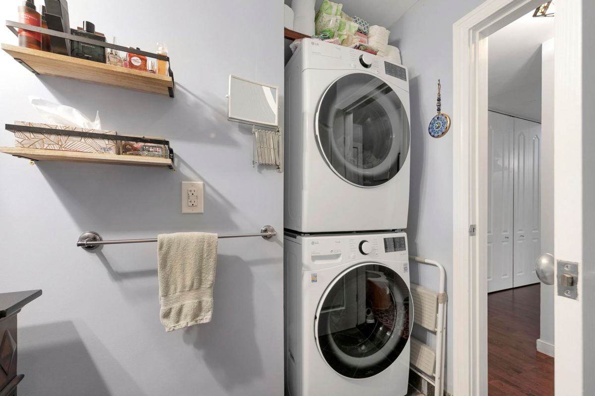 Bedroom 3 Photo of 326 9101 Horne Street, Burnaby, BC