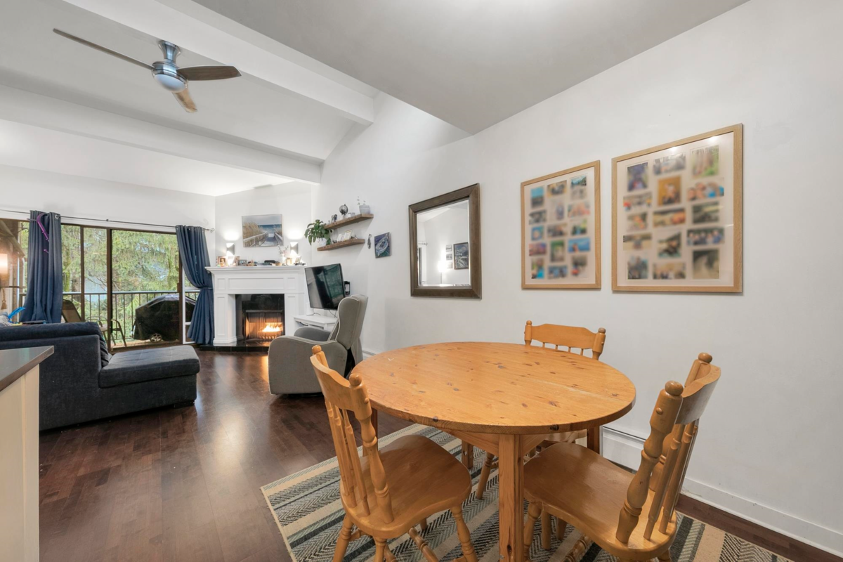 Family Room Photo of 326 9101 Horne Street, Burnaby, BC