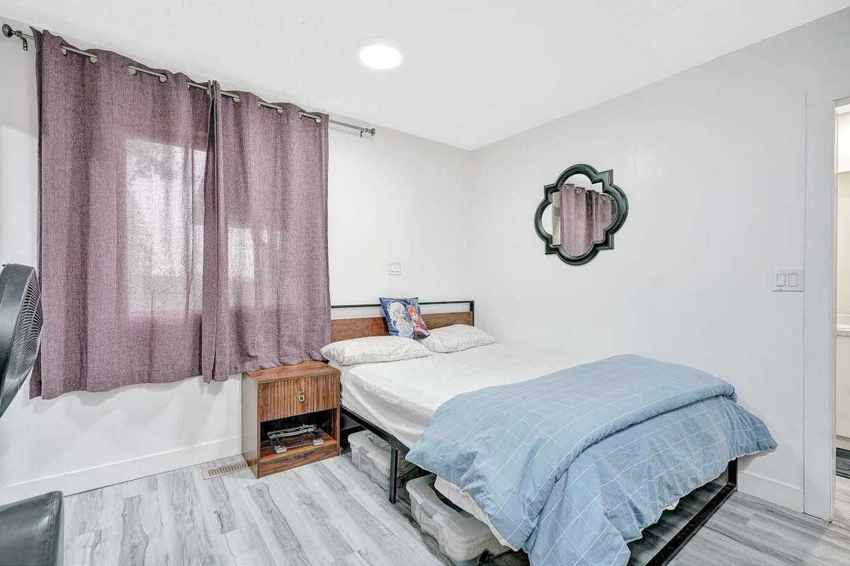 Bedroom 3 Photo of 11455 139a Street, Surrey, BC