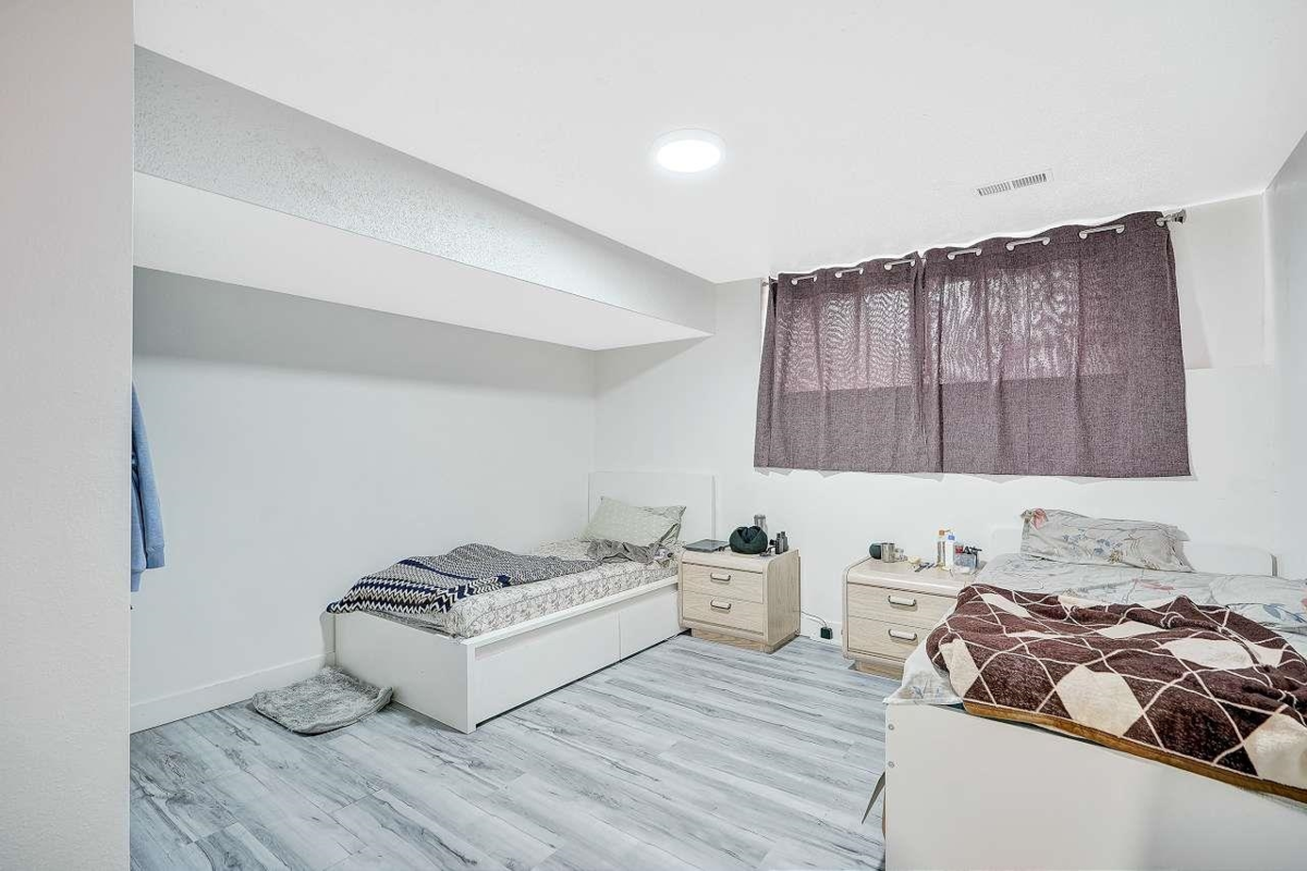 Office / Den Photo of 11455 139a Street, Surrey, BC