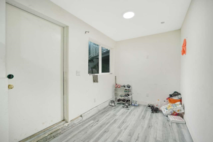 Mudroom Photo of 11455 139a Street, Surrey, BC