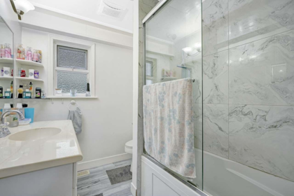 Walk-In Closet Photo of 11455 139a Street, Surrey, BC