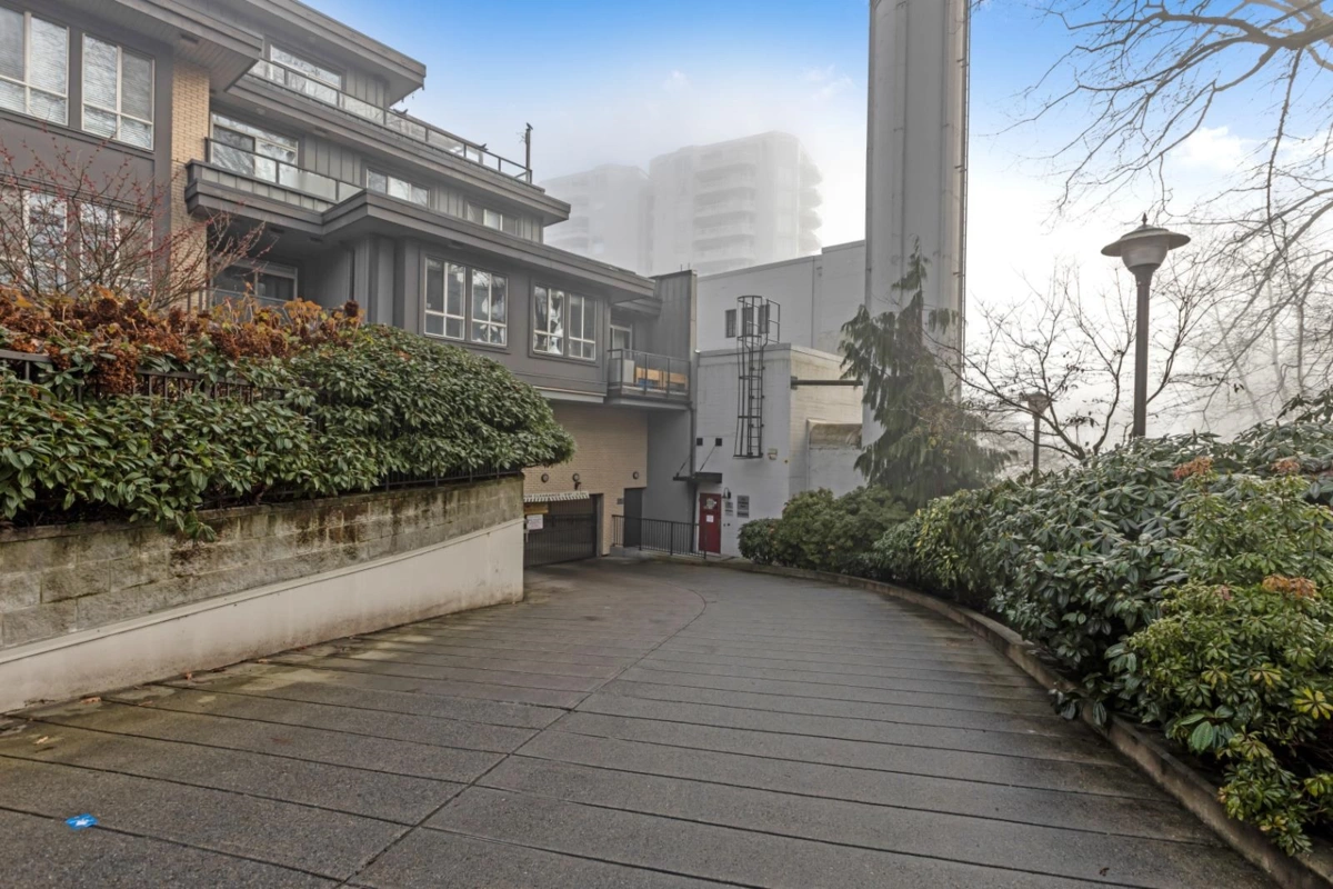 Mudroom Photo of 201 250 Francis Way, New Westminster, BC