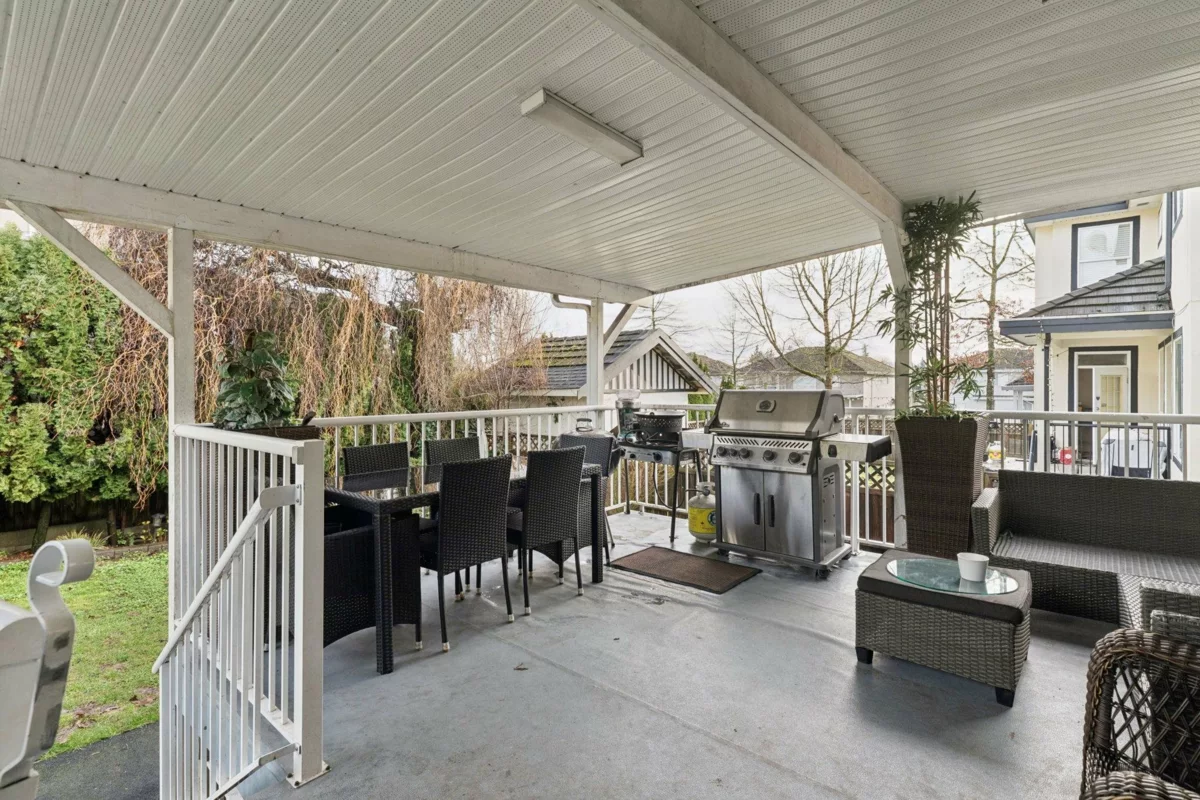 Mudroom Photo of 6740 150a Street, Surrey, BC