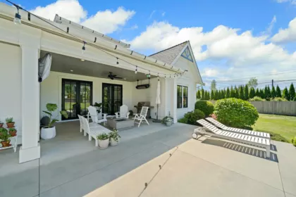 Swimming Pool Photo of 7019 264 Street, Langley, BC