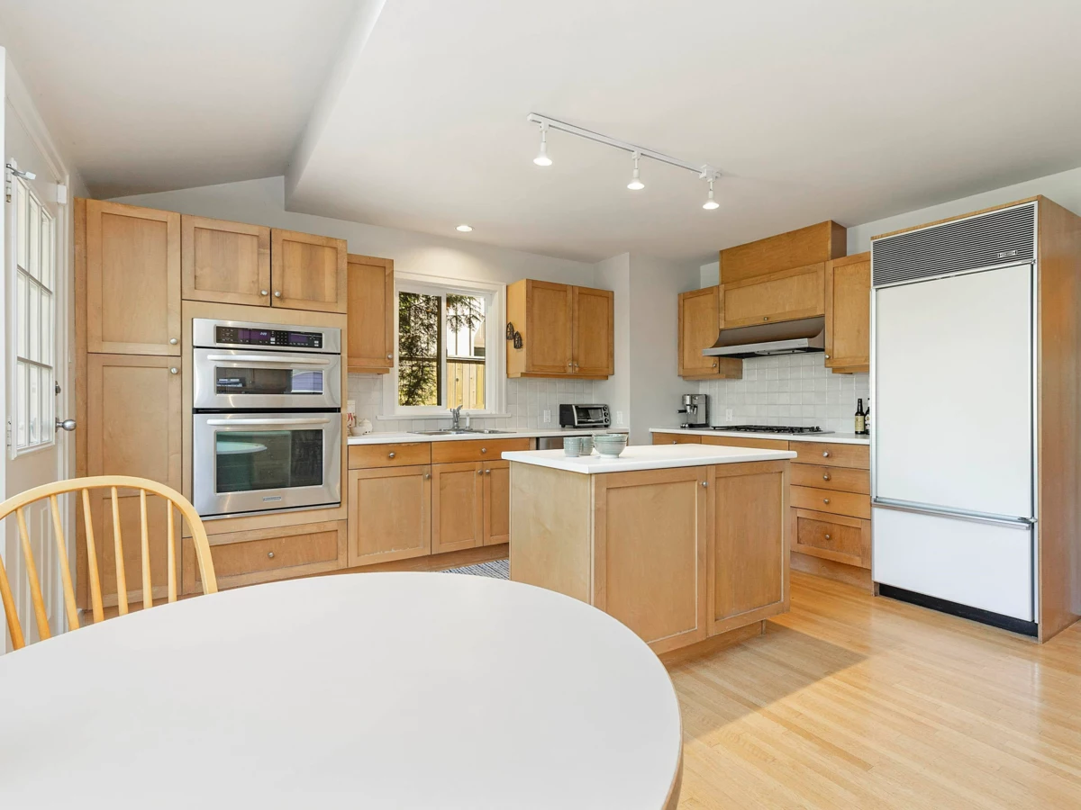 Laundry Room Photo of 4269 W 13th Avenue, Vancouver, BC