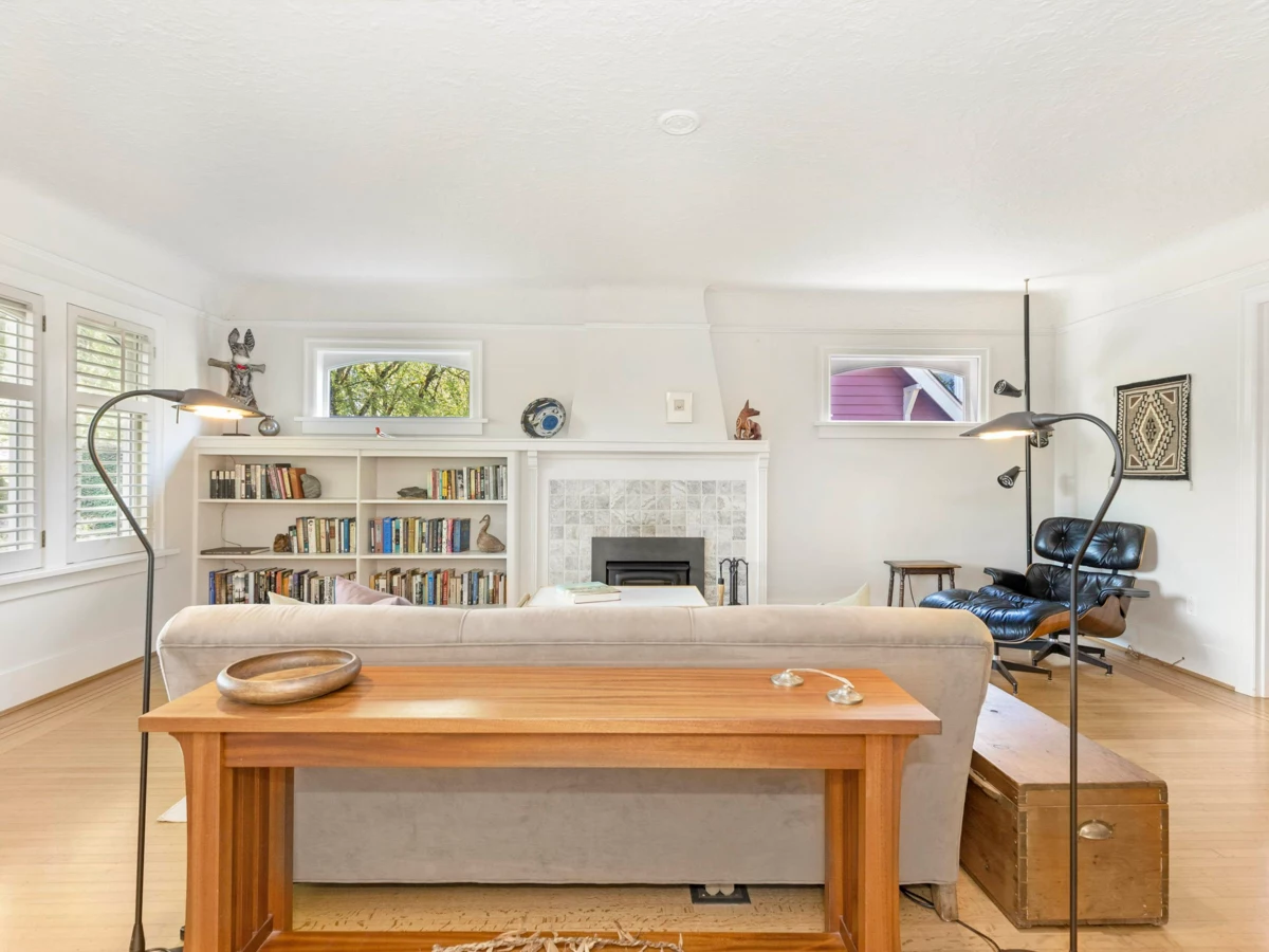 Primary Bedroom Photo of 4269 W 13th Avenue, Vancouver, BC