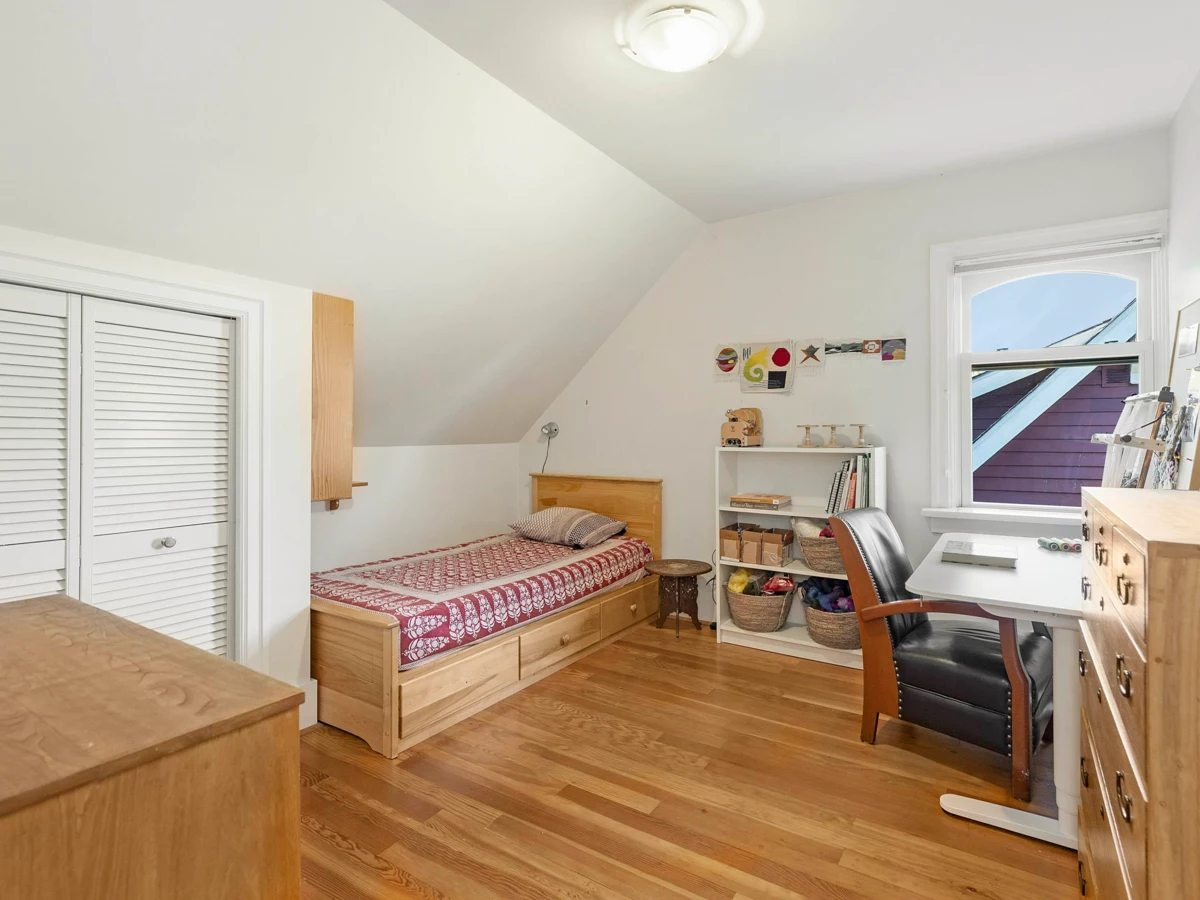 Staircase Photo of 4269 W 13th Avenue, Vancouver, BC