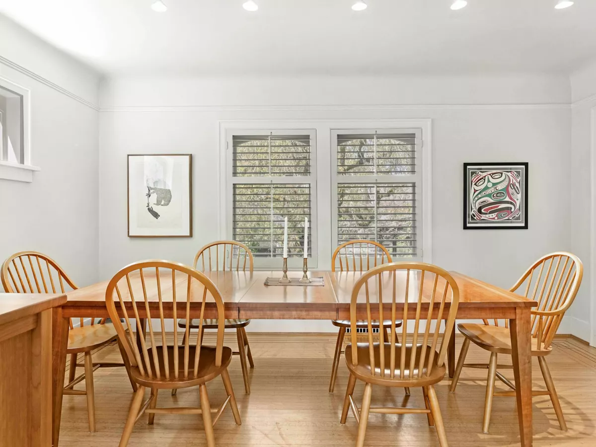 Walk-In Closet Photo of 4269 W 13th Avenue, Vancouver, BC