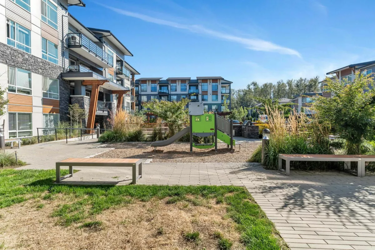 Outdoor Deck Photo of 214 19935 75a Avenue, Langley, BC