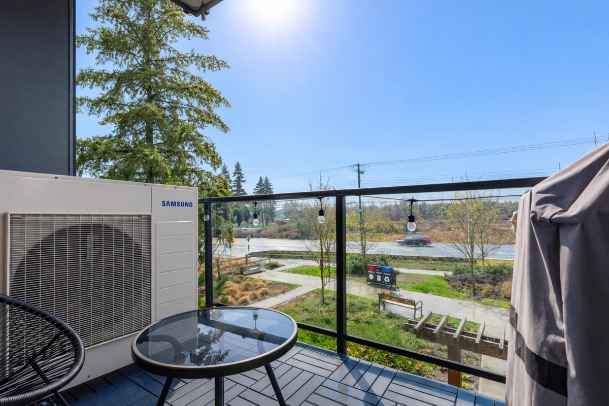 Staircase Photo of 214 19935 75a Avenue, Langley, BC