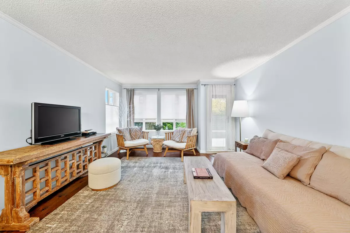 Breakfast Nook Photo of 104 1551 W 11th Avenue, Vancouver, BC