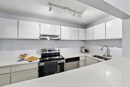 Kitchen Island Photo of 104 1551 W 11th Avenue, Vancouver, BC