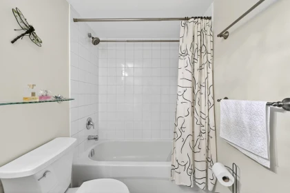 Powder Room Photo of 104 1551 W 11th Avenue, Vancouver, BC