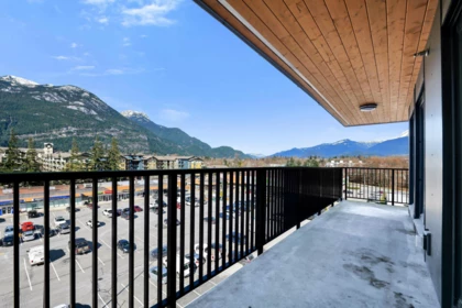 Basement Recreation Room Photo of 511 1365 Pemberton Avenue, Squamish, BC
