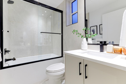 Office / Den Photo of 1 1990 Venables Street, Vancouver, BC