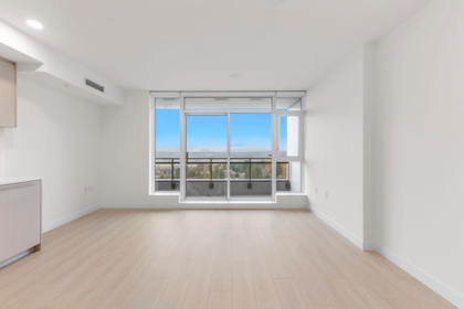 Walk-In Closet Photo of 1810 13675 107a Avenue, Surrey, BC