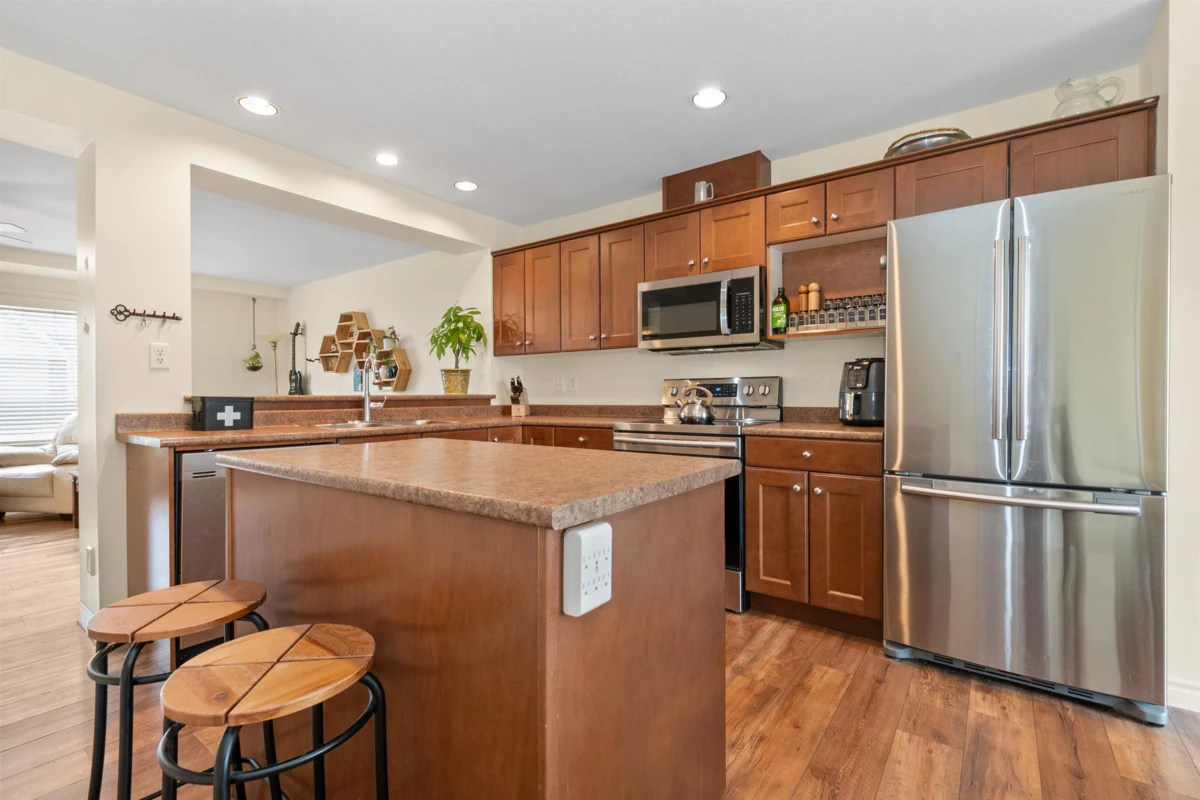 Dining Area Photo of 12 9232 Woodbine Street, Chilliwack, BC