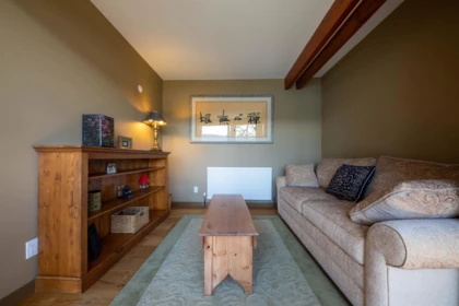 Basement Recreation Room Photo of 4885 Cove Cliff Place, North Vancouver, BC
