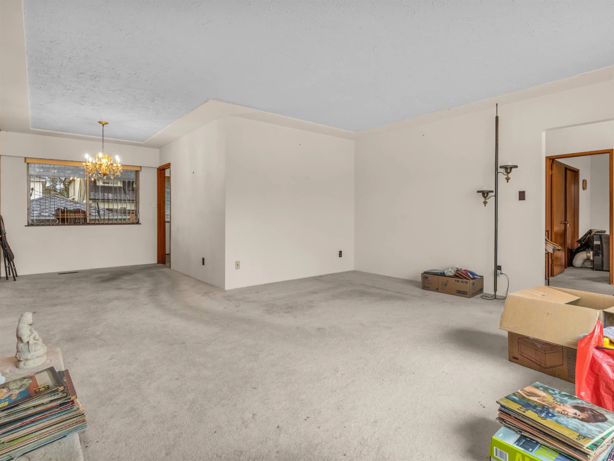 Dining Area Photo of 409 E 63rd Avenue, Vancouver, BC