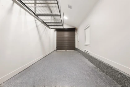Entry Foyer Photo of 2 2637 W 12th Avenue, Vancouver, BC