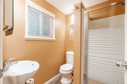 Hallway Photo of 4035 Hoskins Road, North Vancouver, BC