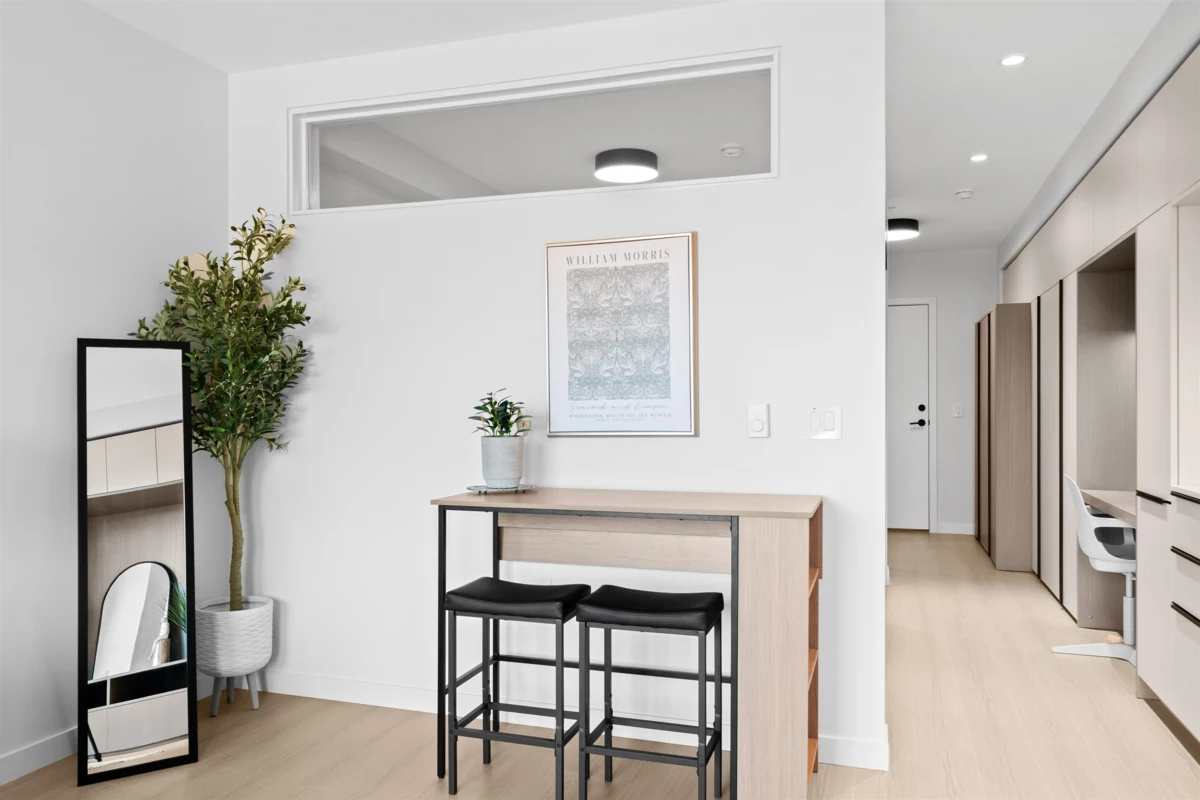 Family Room Photo of 508 2015 St. Johns Street, Port Moody, BC