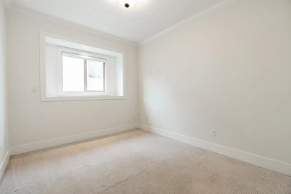 Office / Den Photo of 6159 Canada Way, Burnaby, BC
