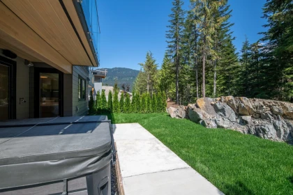 Hallway Photo of 1733 River Run Place, Whistler, BC