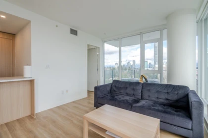Kitchen Island Photo of 1607 9675 King George Boulevard, Surrey, BC