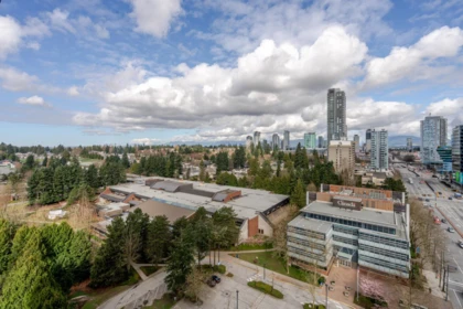 Swimming Pool Photo of 1607 9675 King George Boulevard, Surrey, BC