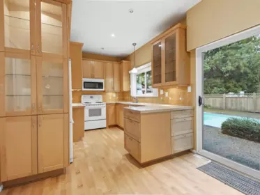 533 Ascot Street, Coquitlam, BC, Coquitlam — Single Family Residence for sale